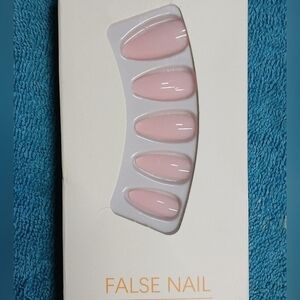 Pink press on nails almond shape 24 piece kit new.